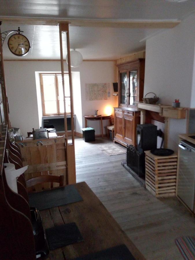Au 17 Hotel Murat  Kültér fotó